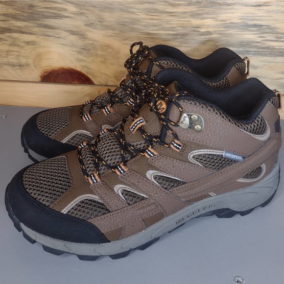 Merrell Women's Hiking Shoes - Brown and Black - Picture 1 of 7